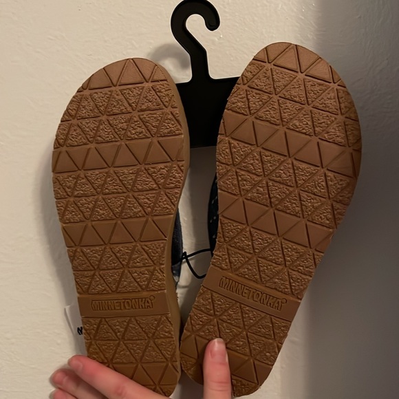 Light blue denim sandals, size 6. Never worn - Picture 2 of 3